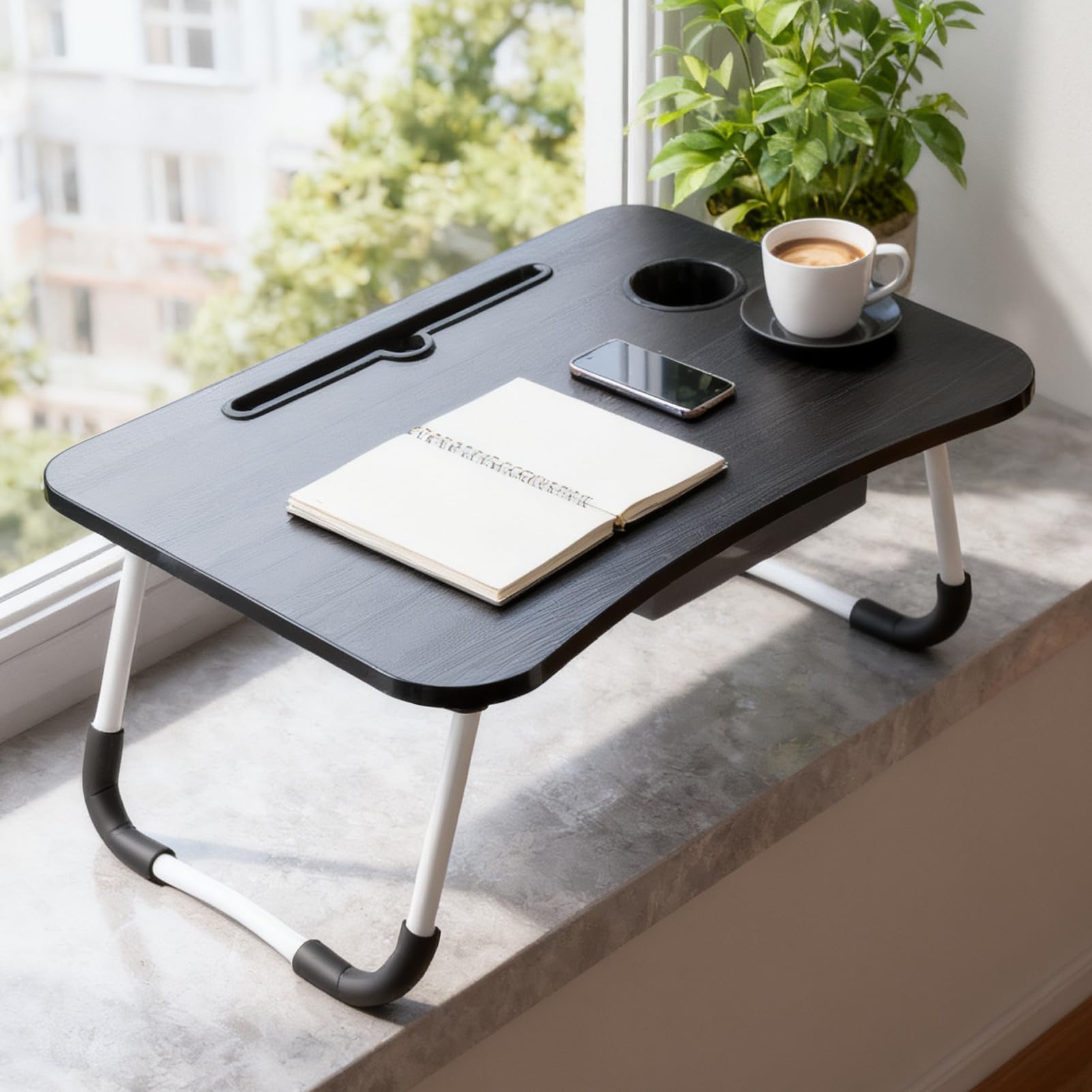 XXL Laptoptisch „Black Pro“ (60x40 cm) – Faltbarer Betttisch in zeitlosem Schwarz mit Tablet-Halter & Becher-Slot